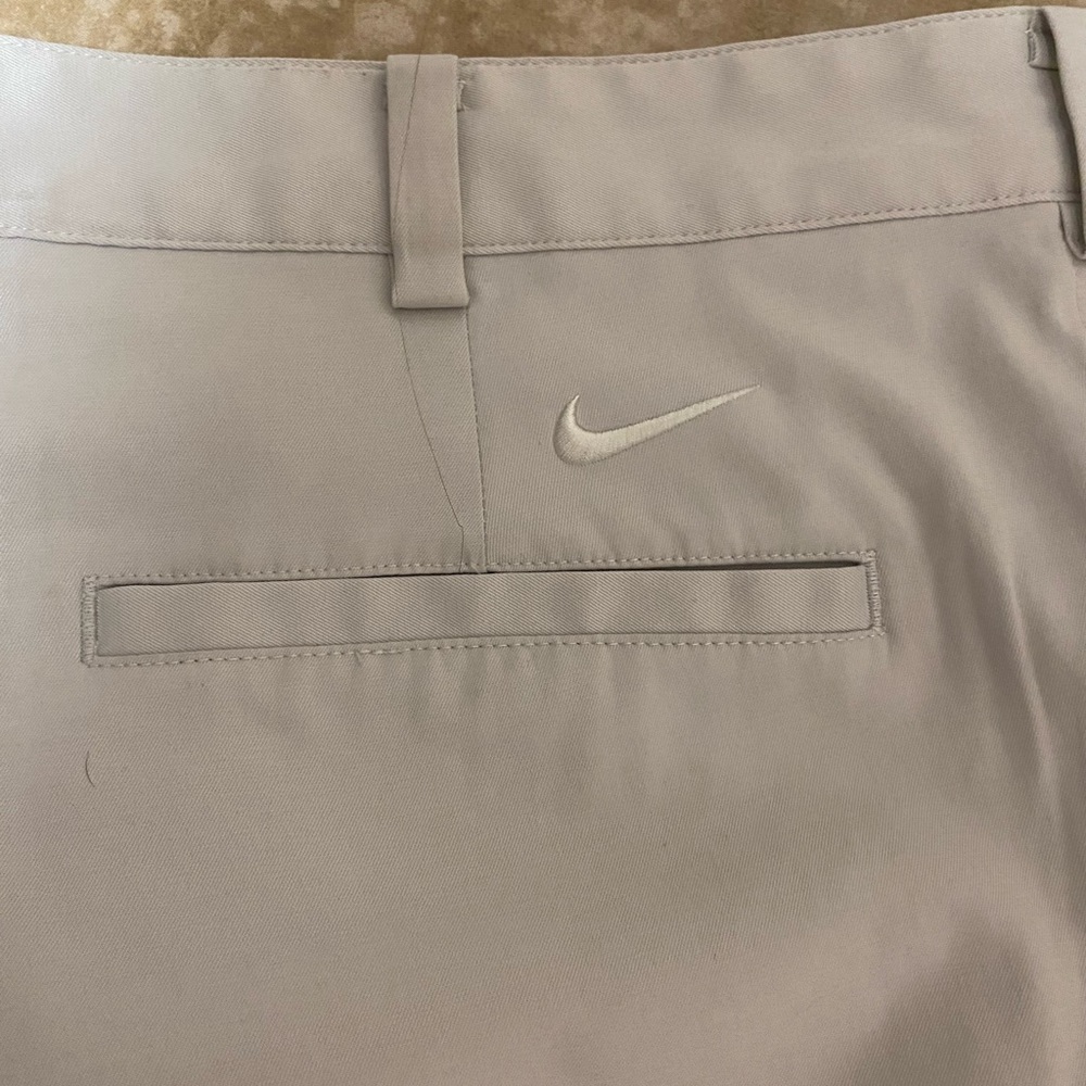 Men’s Nike golf shorts